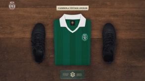 Sporting faz regresso ao passado e lança camisola de 1985/86