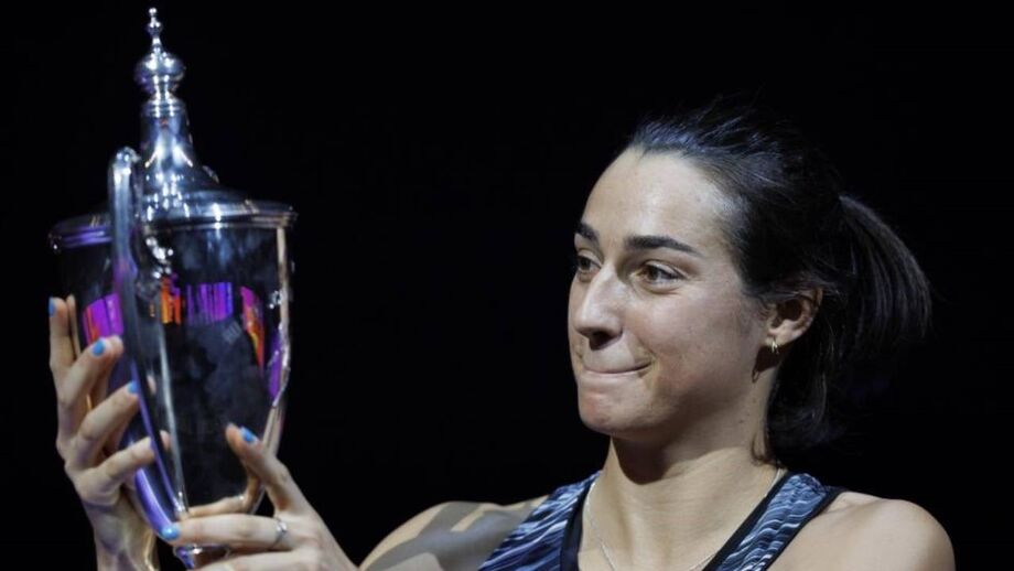 Caroline Garcia fecha a temporada como quarta de um ranking dominado por Swiatek