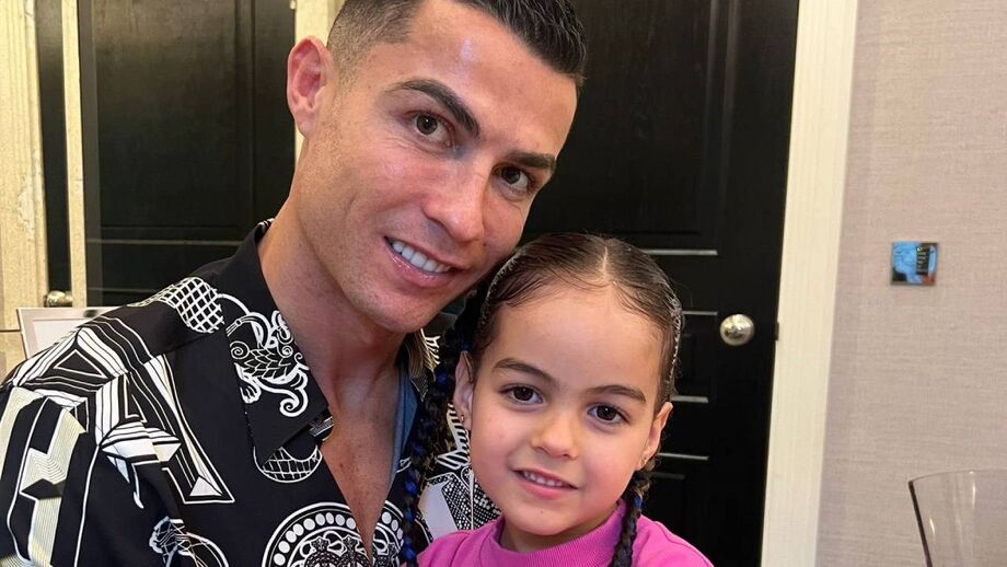 Cristiano Ronaldo celebra aniversário da filha Alana Martina Jogo da