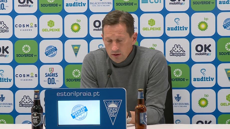 Treinador alemão falou sobre a importância do uso da profundidade no futebol