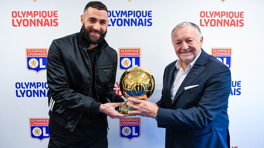 Benzema com Jean-Michel Aulas, presidente do Lyon