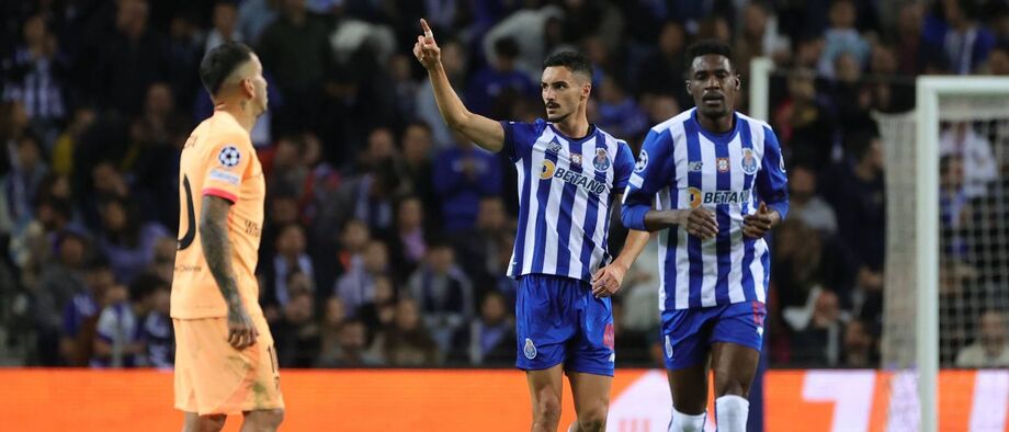 A crónica do FC Porto-Atlético Madrid, 2-1: O que nasce torto também se endireita