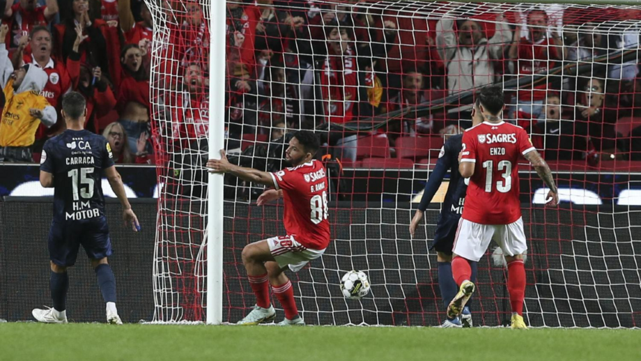 A crónica do Benfica-Gil Vicente, 3-1: Águia eficiente voou na chuva