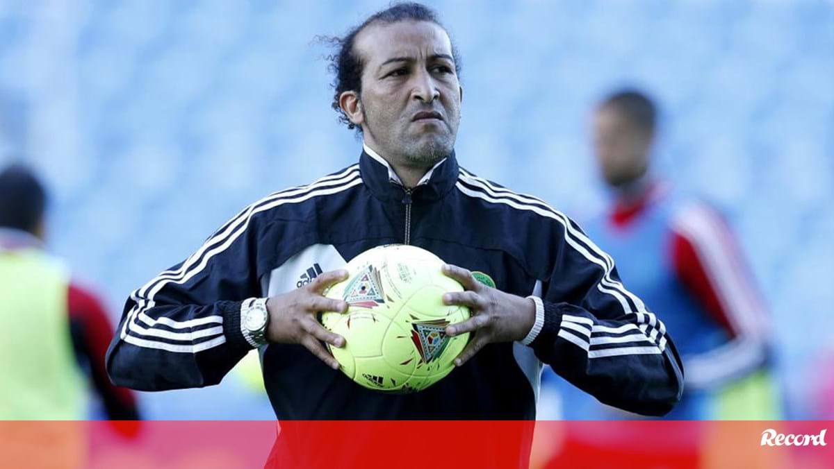 Mustapha Hadji Suspenso Por 5 Anos Por Falsificar Certificado De ...