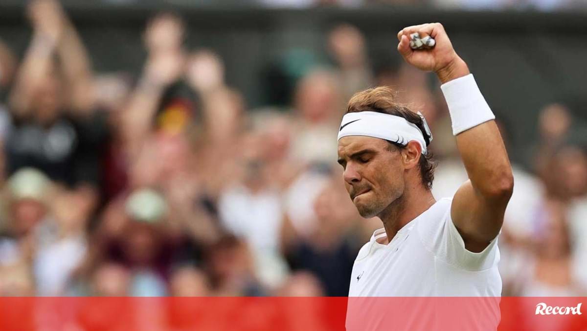 Nadal acerta bolada na cabeça de Djoko, pede perdão e fica sem