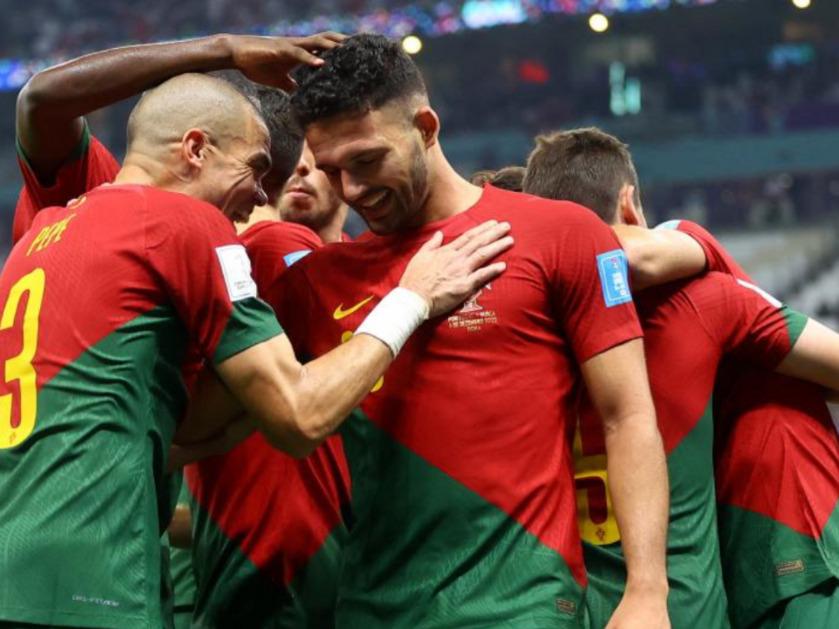 ℂ𝕆ℕ𝕋𝔸𝔾𝔼𝕄 𝔻𝔼ℂℝ𝔼𝕊ℂ𝔼ℕ𝕋𝔼 ⏳O Mundial de - Seleções de Portugal