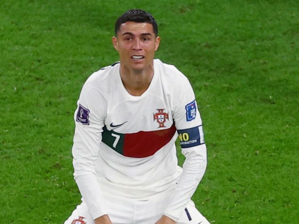 Cristiano Ronaldo - O lendário - O MAIOR ROUBO DE TODOS OS TEMPOS! A dúvida  que fica é, o que pesou mais? 1) O fato da FIFA não querer que o Cristiano