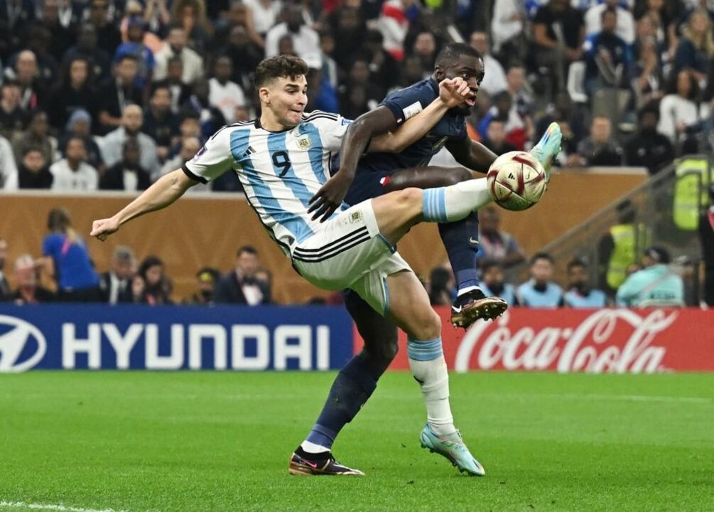 Álvarez (Argentina), 50 milhões