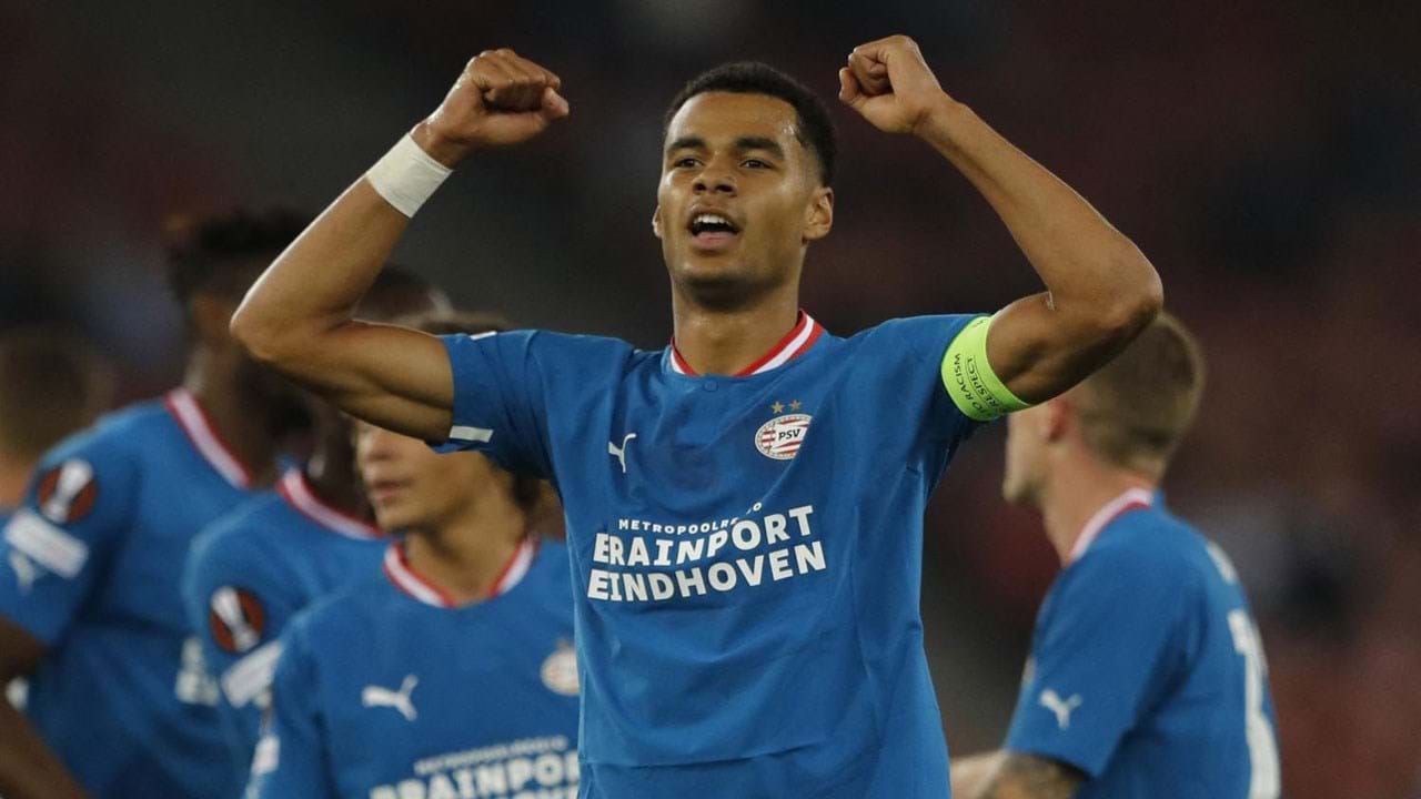 Transferência recorde para o PSV»: Liverpool desviou Gakpo do Manchester  United - Liverpool - Jornal Record