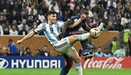 Álvarez (Argentina), 50 milhões