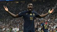 11 - Dayot Upamecano (França/Bayern Munique): passou de 50 para 60 milhões de euros