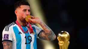 Bastos Lopes responde a Paul Parker sobre Otamendi no Mundial: «Justificou cada minuto»
