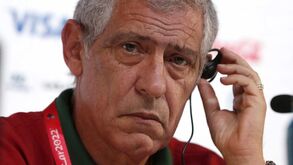 Fernando Santos confirma três ausências e admite poupanças: «Ronaldo? Vamos ver...»