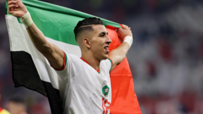 Jogador de Marrocos celebrou qualificação no Mundial'2022 com bandeira da Palestina