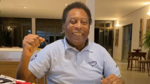 Pelé vai continuar internado devido a infeção respiratória