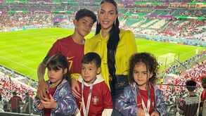 Apoio especial para Ronaldo: Georgina e filhos nas bancadas a ver o jogo com a Coreia do Sul