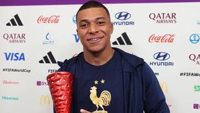 Foge das entrevistas e já todos perguntam onde anda Mbappé: a França vai pagando multas...