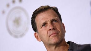 A primeira vítima do descalabro no Mundial: Bierhoff deixa de ser diretor das seleções alemãs