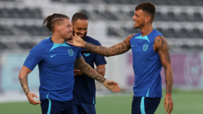 Arrufo com treinador-adjunto terá ditado o adeus de Ben White ao Mundial