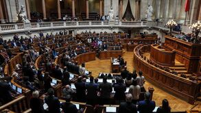 Eutanásia: Parlamento aprova diploma em votação final global