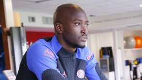 Nuno Mendes e Danilo Pereira já trabalham no centro de treinos do PSG