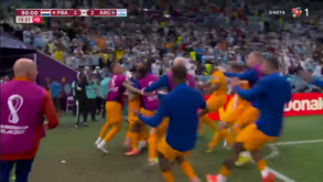 O golo dramático de Wout Weghorst que forçou o prolongamento no Holanda-Argentina