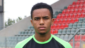 Kayky devolvido ao Man. City