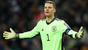 Bayern Munique não gostou da brincadeira de Neuer e agora tem de procurar um novo guarda-redes
