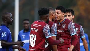 Indisciplina vale processo a Clayton