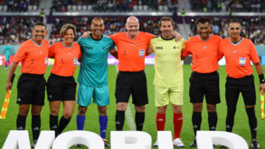 Jogo de lendas no Qatar contou com Nuno Gomes, Deco... e Infantino como árbitro