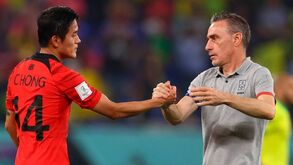 Paulo Bento deixa saudades na Coreia do Sul: Até os vizinhos agradecem...