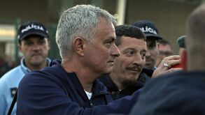 José Mourinho fechado em copas