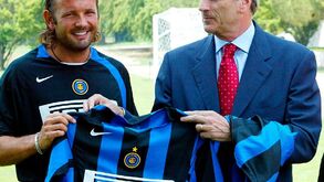 Sinisa Mihajlovic faleceu aos 53 anos: Uma carreira em imagens
