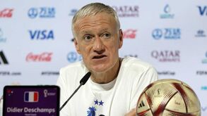 Deschamps, o vírus do 'camelo' e o tabu Benzema: «Vocês combinam uns com os outros?»