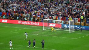 O penálti com que Messi inaugurou o marcador na final do Mundial'2022