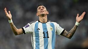 Di María concluiu grande contra-ataque da Argentina diante da França e não segurou as lágrimas