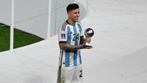 Enzo entra para a galeria das lendas: benfiquista fez o mesmo de Pelé, Beckenbauer ou Mbappé