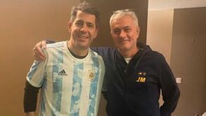 Argentino Carlos Nicolía celebra título mundial ao lado de... José Mourinho