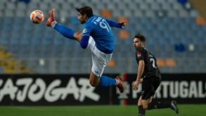 Académica-Belenenses, 1-1: Mão rouba bicicleta