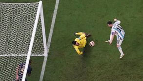 Franceses dizem que terceiro golo da Argentina devia ter sido anulado: os motivos da discussão