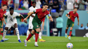 Basile Boli: «Cristiano Ronaldo esteve em conversações com o Marselha, ele deveria assinar pelo clube»