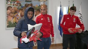 João Mário e Paulo Bernardo distribuíram presentes a crianças da Criar-T