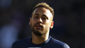 Neymar de volta aos treinos no PSG
