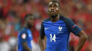 Antigo campeão mundial pela seleção francesa anuncia o fim da carreira