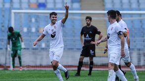 João Silva quer que ‘hat trick’ lhe dê asas