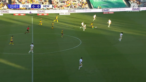 Ex-Sporting Marco Túlio faz um dos golos do ano na Austrália!