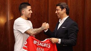 Rui Costa dá tudo por Enzo: falou com o médio e acredita na permanência 