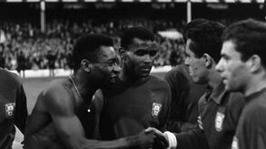 Registo frente à Seleção Nacional: Pelé e o efeito Vicente Lucas