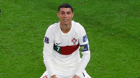 Presidente da FIFA admite a Ronaldo: «Não vale a pena arriscar a