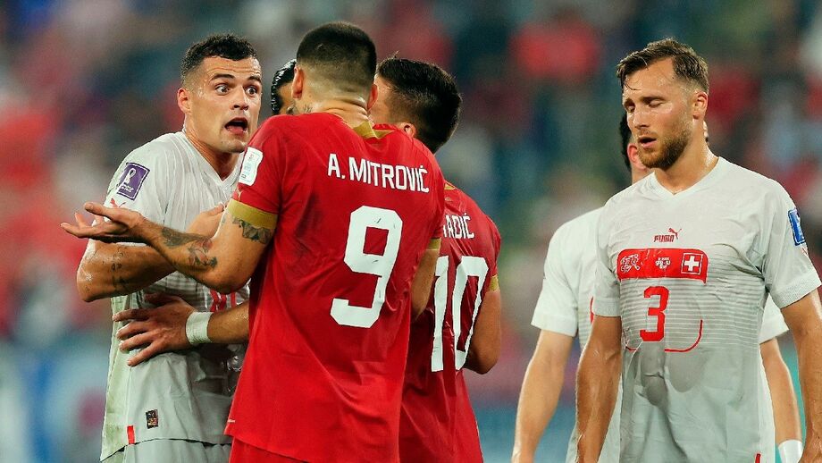 Granit Xhaka: É um 'bicho' em campo mas luta contra o 'bullying' como poucos